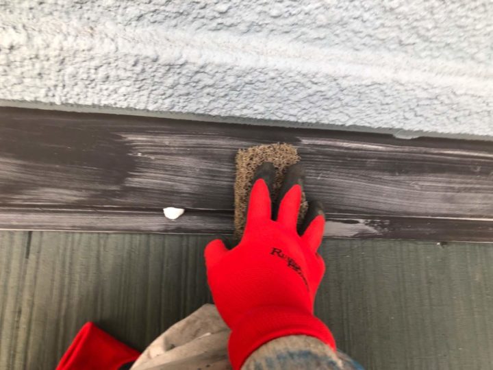 屋根塗装　ケレン清掃