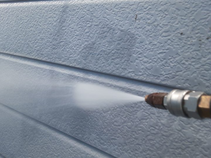 外壁塗装工事　高圧洗浄