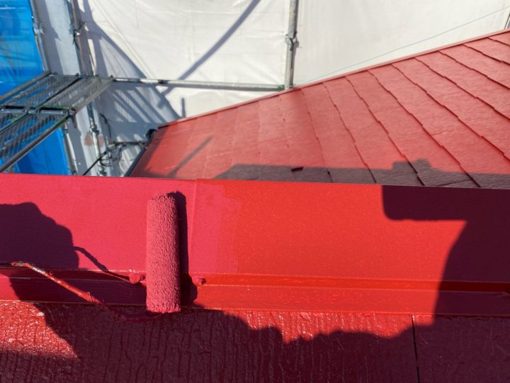 屋根塗装　棟板金　上塗り2回目