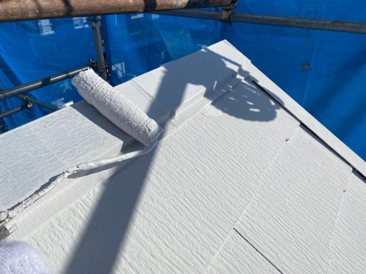 屋根塗装　棟板金　上塗り2回目