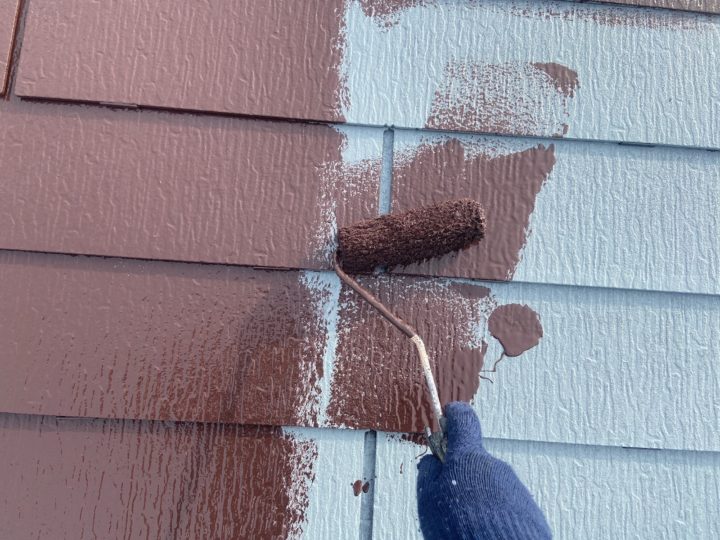 屋根塗装　中塗り